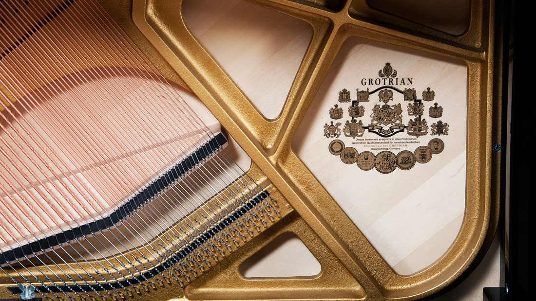 Produktbild Grotrian-Steinweg - Concert G-113 schwarz poliert - Nr.9